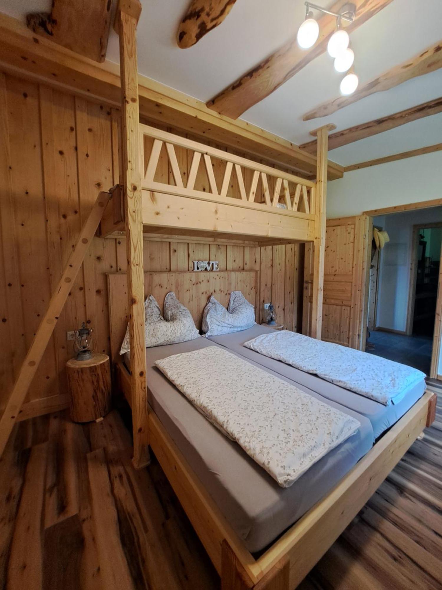 Erlebnisbauernhof Gutschi Ranch Kamp Zimmer foto